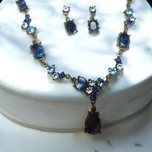 AVON After Dark Gift Set Necklace & Drop Earrings - BLUE Jeweled Sparkle